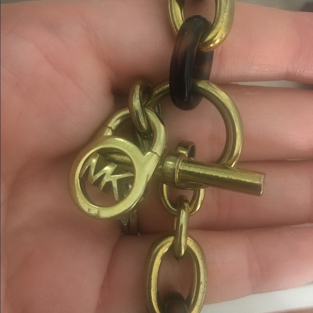 MK Link Bracelet - Picture 3 of 5